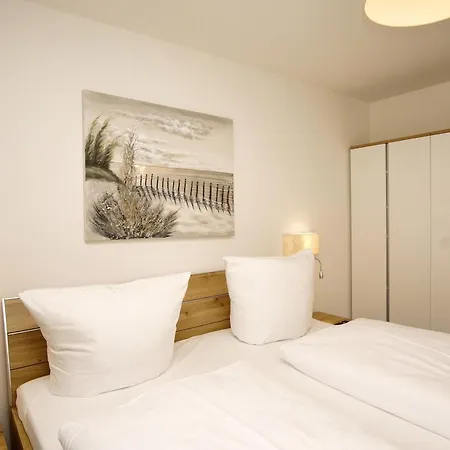 Apartment Rex Rugia Fewo15-2 Mit Schwimmbad Und Saunanutzung Im Ahoi-erlebnisbad Sellin Lobbe