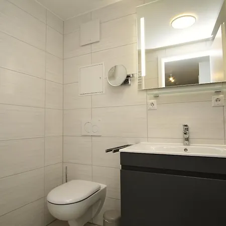 Rex Rugia Fewo15-2 Mit Schwimmbad Und Saunanutzung Im Ahoi-erlebnisbad Sellin